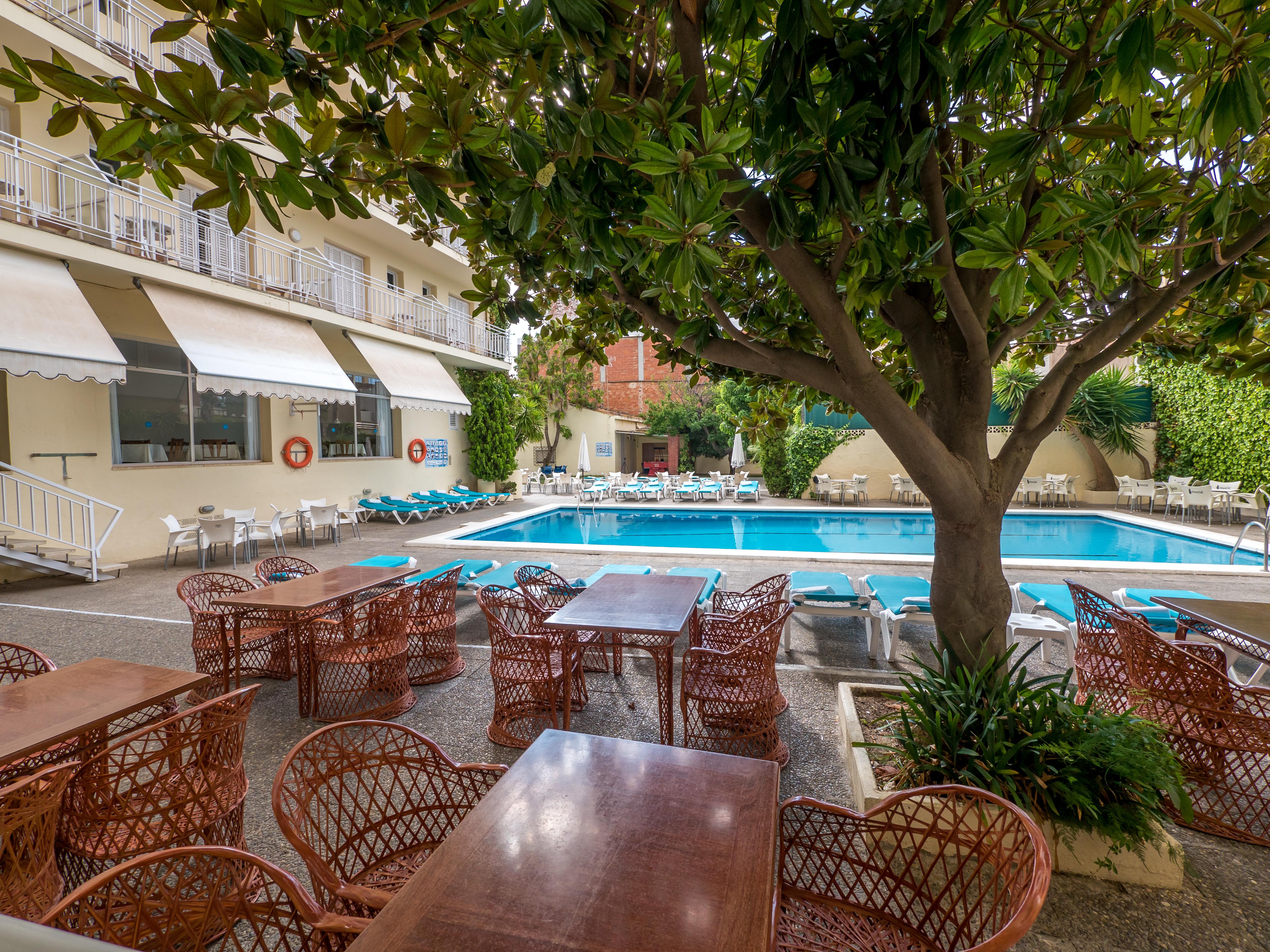 Checkin Pineda Hotel Pineda de Mar Exterior photo